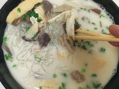 -津津老鸭粉丝馆(正东路店)