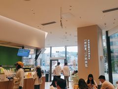 -奈雪的茶(优特汇店)