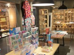 -三亚火车头万人海鲜广场