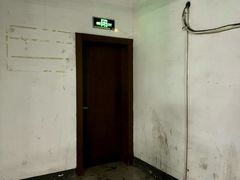 -上海漕河泾万丽酒店