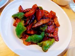 -关东小磨东北菜(上海长风大悦城店)
