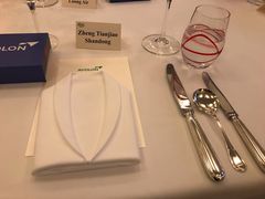 餐前面包-上海和平饭店华懋阁 Cathay Room