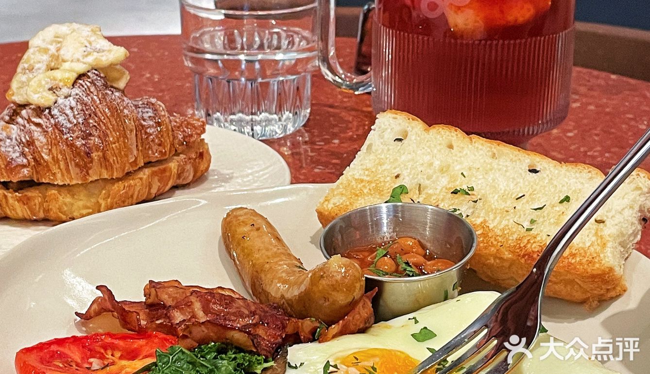 不穿正式点都不敢进这家gaga😅