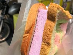 -詹爷爷乌节路街头冰淇淋