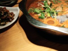 -野山舂·贵州现舂酸汤火锅(鸿通城店)