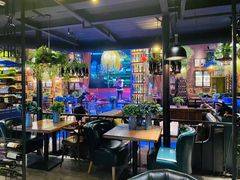 -临界音乐酒馆·小龙虾·江湖菜(华熙LIVE·鱼洞店)