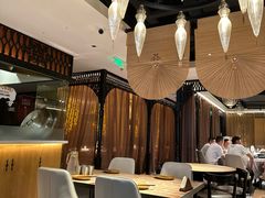 -耶里夏丽·丝路国际新疆菜·清真食品(徐汇南丹东路臻选店)