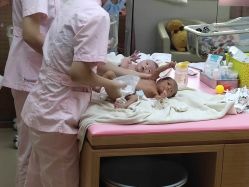 -堃腾月子会所