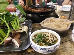 -钢管厂歆瑞源油卤串串香(春熙路太古里店)