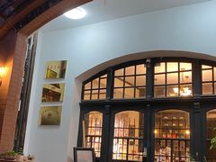 -良友书坊(安徽路店)