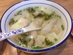 鲜肉小馄饨-景芳周大姐(国大城市广场店)
