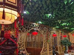 -袁小二大东北铁锅炖(吉祥村总部)