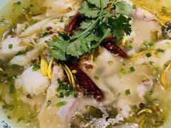 老坛酸菜鱼-胡桃里音乐酒馆(仓山万达店)