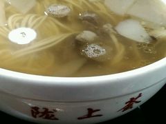 -陇上全荟兰州传统牛肉面(延吉路店)