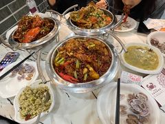 -凤凰路何眼镜香辣蟹(花果园店)