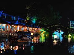 -周庄红庭演艺酒吧