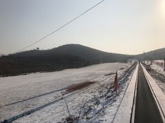 -秦皇古道滑雪场