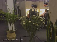 -两知·自习室(三峡广场总店)