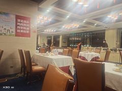 -锦龙国际酒店(天津奥体中心华苑地铁站店)