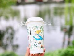 芥末开心果拿铁-星巴克(西湖天地店)