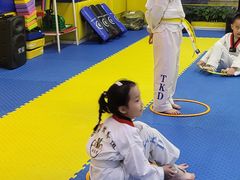 -哈喽实战跆拳道·跳绳·体能(慈云寺馆)