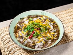 老坛酸菜鱼-胡桃里音乐酒馆(仓山万达店)