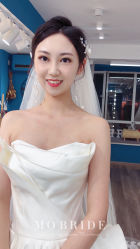 -莫小姐婚纱