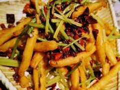 -黄泥岗·地道湖北菜(奥特莱斯店)