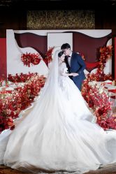 -花轿喜屋婚礼策划