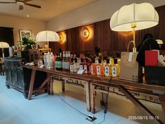 -银米·云南传统过桥米线(双廊黑金冠店)