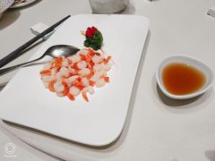 手剥河虾仁-蝶园·装修中(BFC外滩金融中心店)