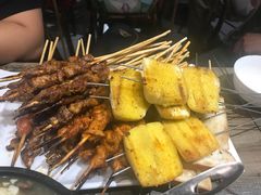 -丽伟的串·烧烤·砂锅(季景天地店)