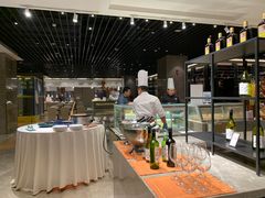 -武汉世茂希尔顿酒店·汇·全日餐厅