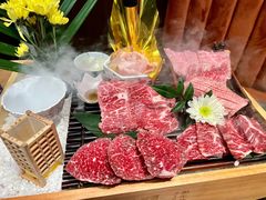 -铭牛烧肉·和牛海鲜自助(高新月牙湖店)