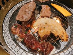 -山川小町·极番烧肉(新地假日广场店)