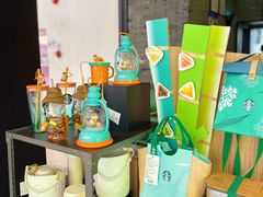 零售区-星巴克臻选(深圳华强北茂业店)