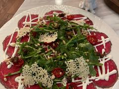 威尼斯风味生牛肉薄片配芝麻菜-IL TEATRO 精品意大利餐厅