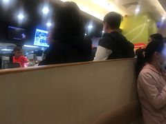 -麦当劳(水坑尾街店)