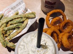 -The Habit Burger Grill 哈比特汉堡(复兴soho店)