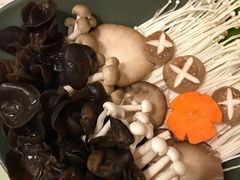 -椰子营·椰子鸡火锅(万象里店)