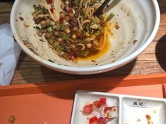 -湘人龙记老长沙米粉(鸟巢店)