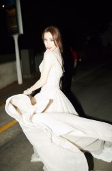 点击看大图 -GRACE KELLY婚纱与礼服(北京店)