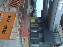 秀沿路-地铁站-秀沿路(地铁站)