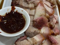 脆皮烧肉-老字号蛇口德记烧腊饭店·海鲜加工
