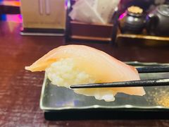 鲷鱼寿司-井缘河风寿司(Touch12街店)