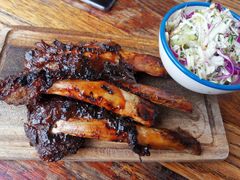 -Ribs & Burgers The Rocks