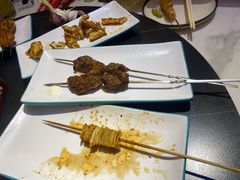 -小董哥烤串·爆汁大油边(故宫店)