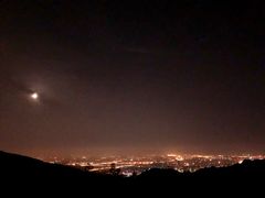 -鬼笑石后山停车场