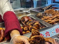 -老鼎万春卤菜(五代传承创始老店)