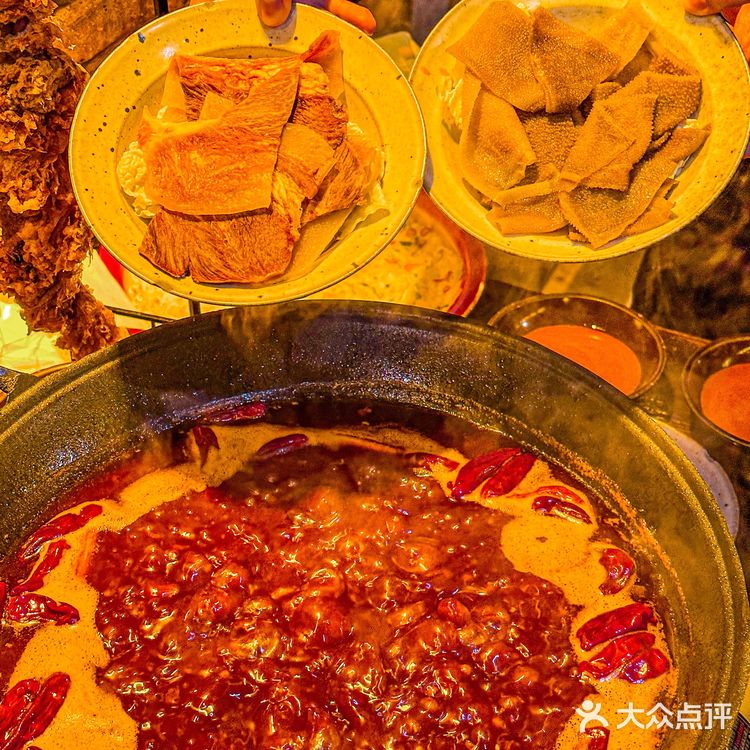 太原｜院子里吃辣火锅🔥也太有过年的氛围啦！